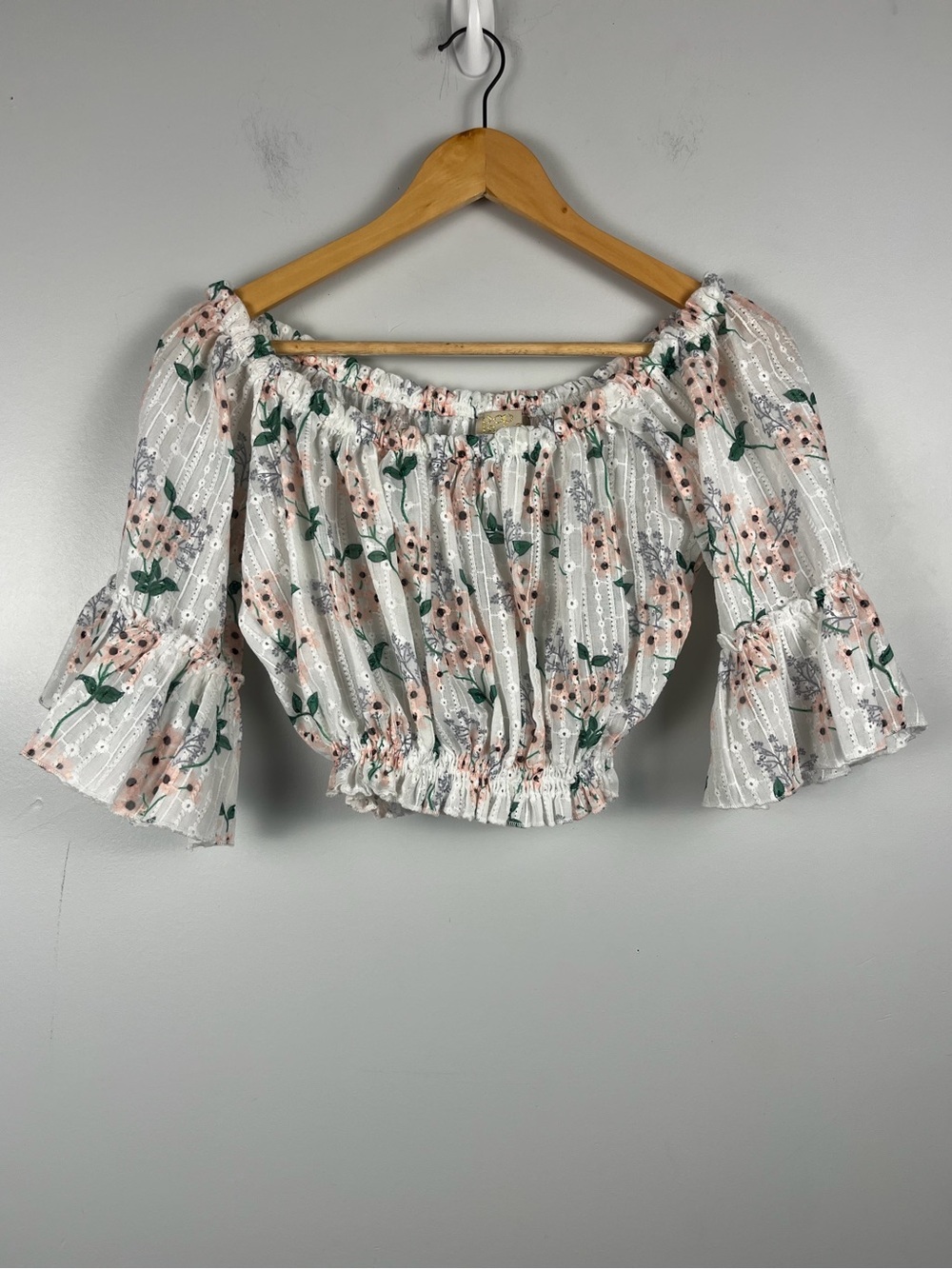 Pop saint Barth eyelet floral off shoulder crop top size small READ